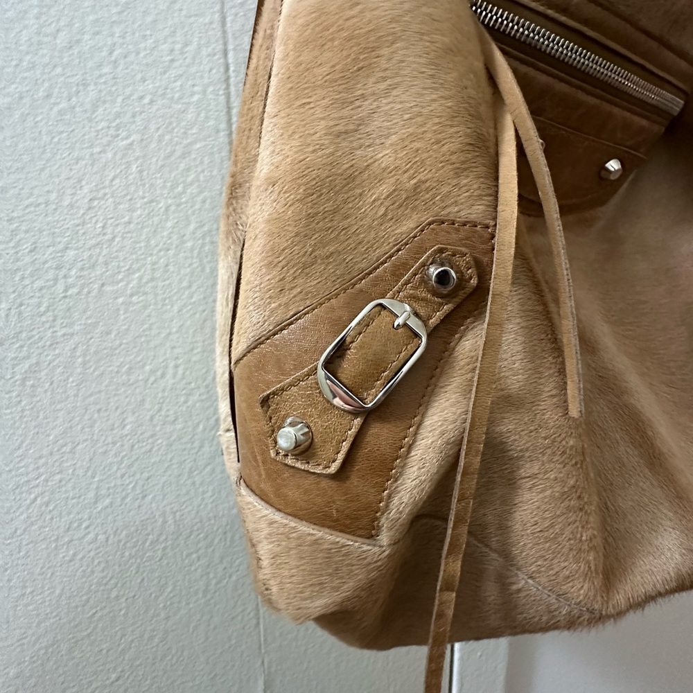 Balenciaga Tan Shoulder Bag - Picture 8 of 15